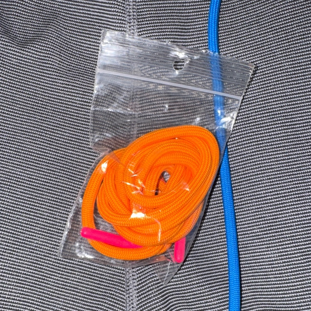 Off-White Gray And Black Performance Leggings Wit… - image 4